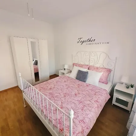 Apartment Lena Simuni